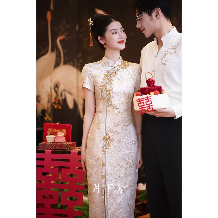【月下兮-希庭月】订婚旗袍裙国风敬酒高级感无袖出阁新中式订婚服