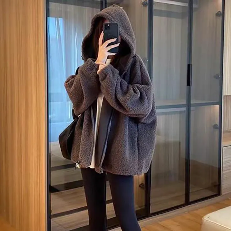 门店4&5&9！软糯羊羔绒，早春bi备/潮流连帽宽松外套女D00025