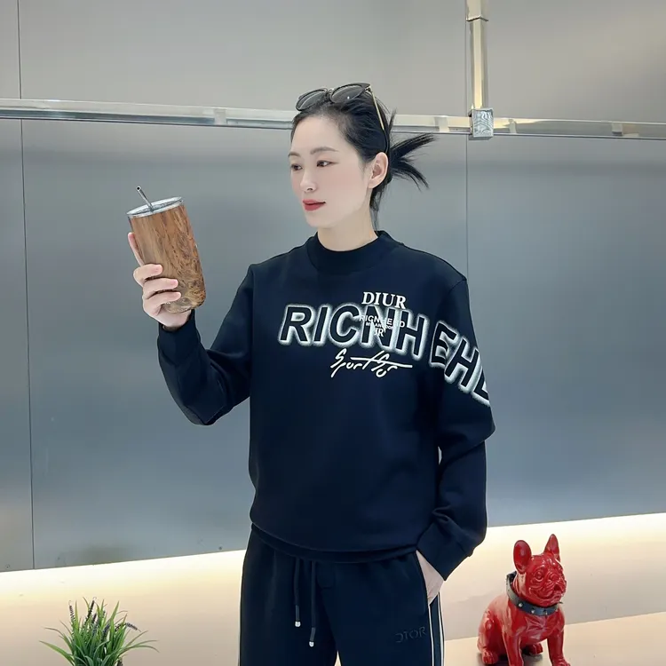 [周晓君】2025冬季新款男士高端百搭简约休闲圆领卫衣拉绒6756