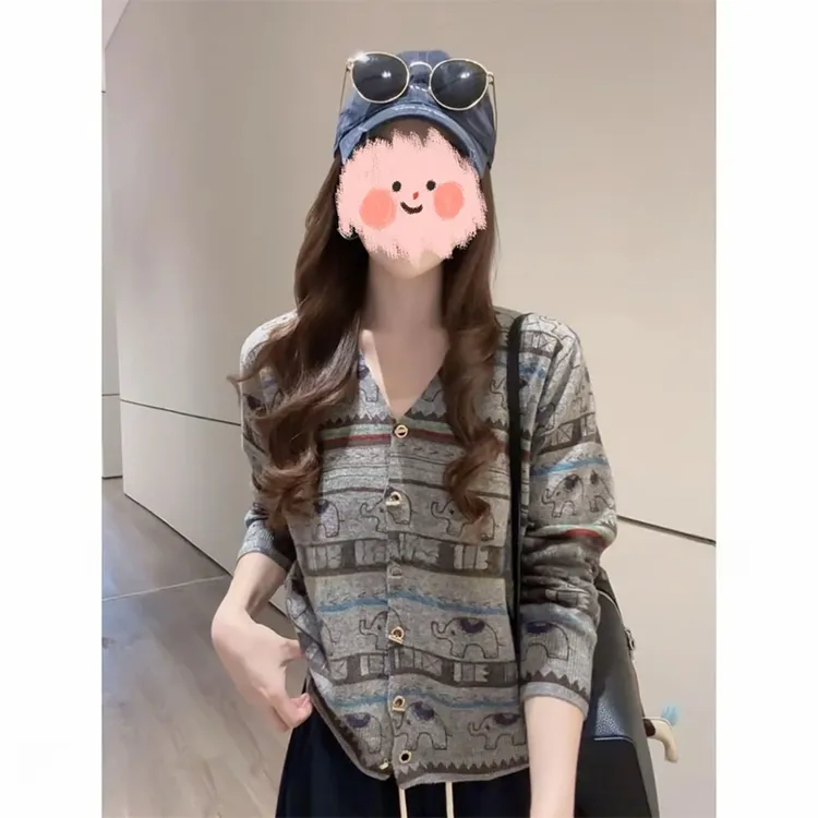 韩版软糯v领针织开衫小外套女2025春秋穿搭减龄毛衣外搭显瘦上衣