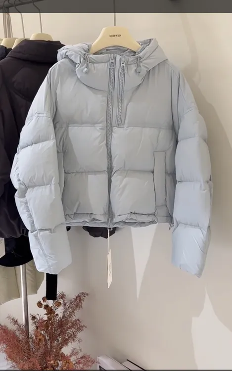 时尚设计感连帽保暖羽绒服女2025冬季新款短款休闲90白鸭绒外套