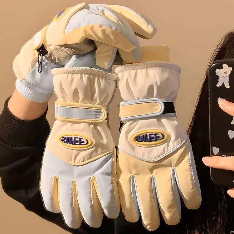 可爱全指触屏滑雪手套冬季保暖骑行加绒加厚防寒防泼水骑电动车PH