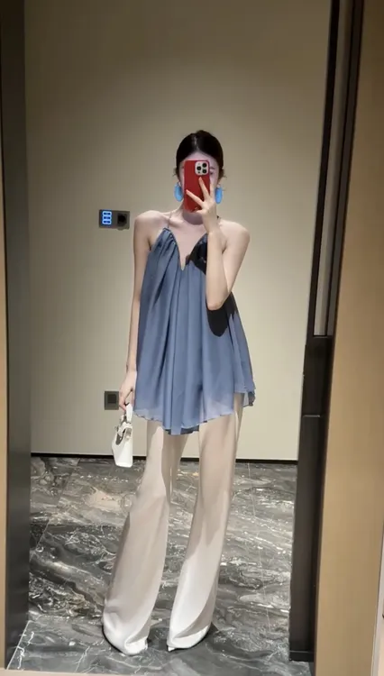 2025夏季新款法式气质清冷仙气法式V领吊带背心白色阔腿裤两件套