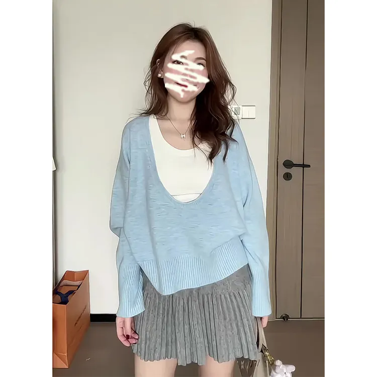 2025秋季新款女法式气质V领宽松针织上衣内搭背心高腰百褶半身裙