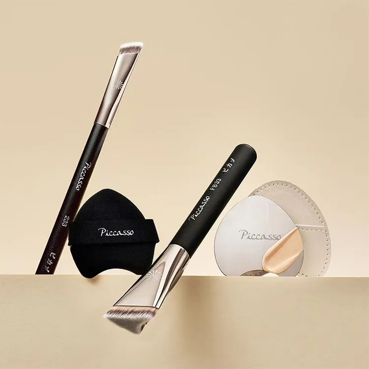 韩国piccasso 新品轻拍柔焦底妆套组 打造自然遮瑕底妆