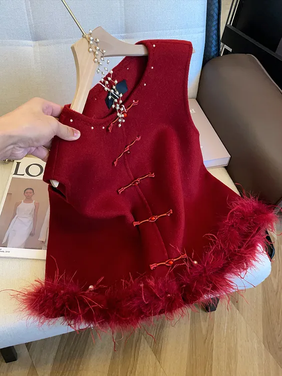 中式新年红色战袍马甲2025新款秋冬气质国风鸵鸟拼接坎肩拼接背心