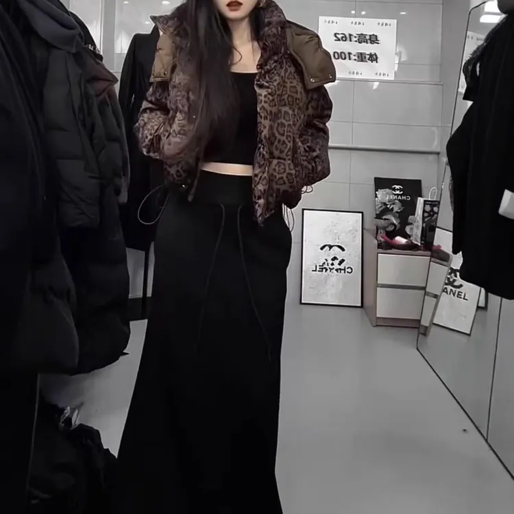 2024冬季新款韩版气质时尚豹纹连帽宽松加厚棉服外套半身长裙女