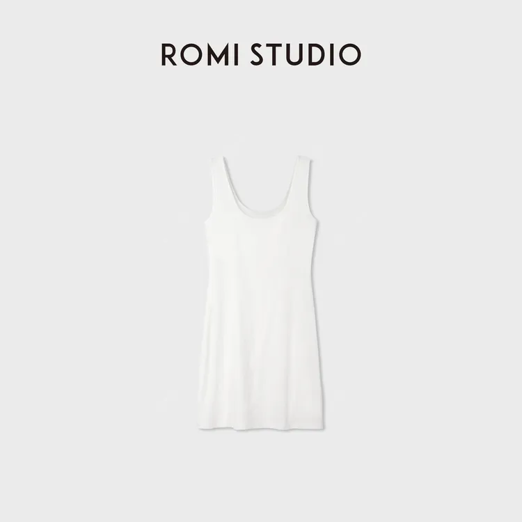 ROMI STUDIO"松弛日常"棉质U领修身显瘦白色背心连衣裙RWDRLF3342