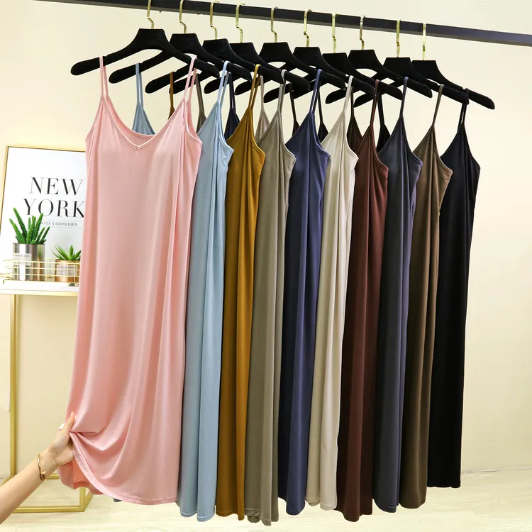 莫代尔带胸垫V领过膝连衣裙女夏季纯色显瘦打底裙薄款吊带长裙