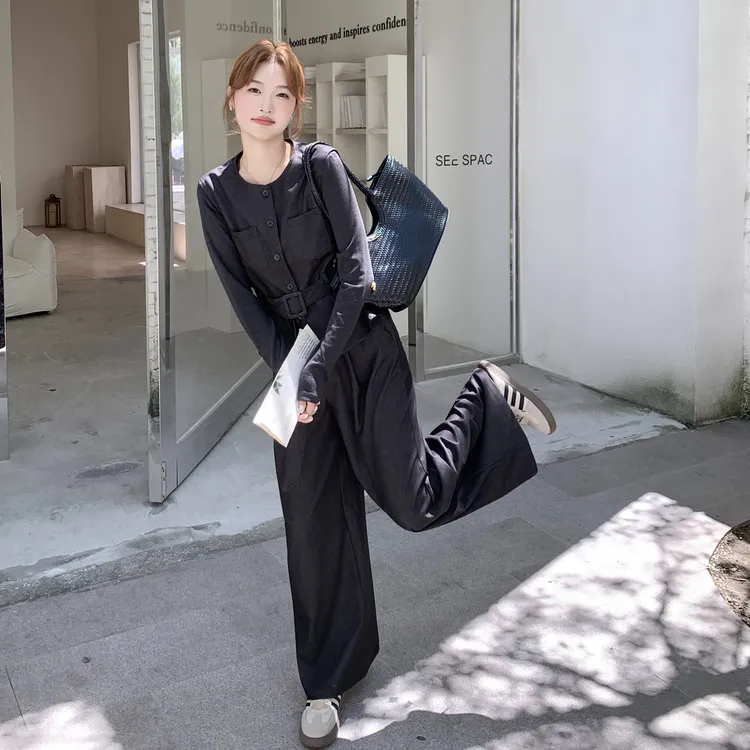 灰色气质款马甲西装套装2025秋季新款老钱风显瘦内搭阔腿裤三件套
