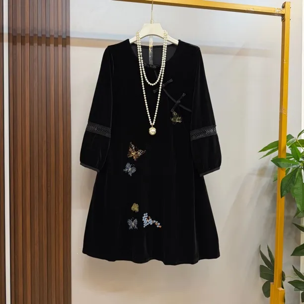 新款大码女装时尚气质重工刺绣新中式丝绒显瘦连衣裙