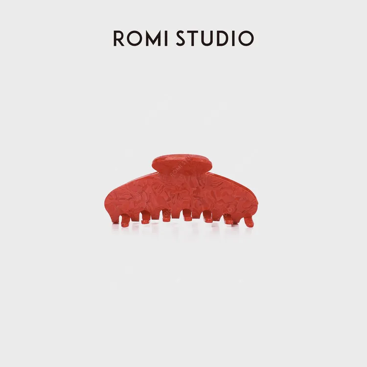 ROMI STUDIO立体浮雕纹理轻量醋酸纤维鲨鱼发夹头饰 RWDSP82652