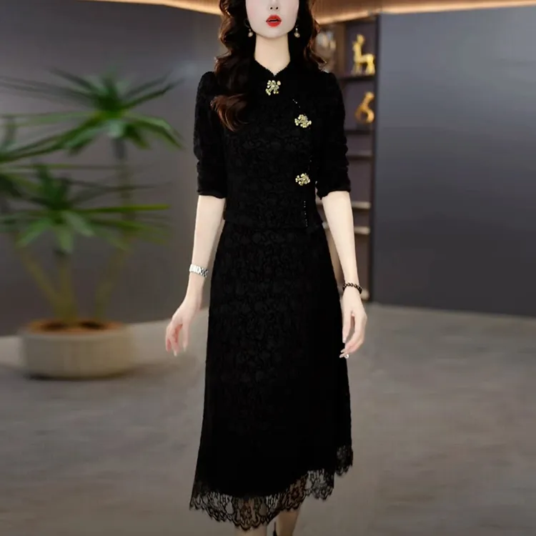 轻奢高贵气质裙子女装新款秋冬2025爆款高级感洋气显瘦打底连衣裙