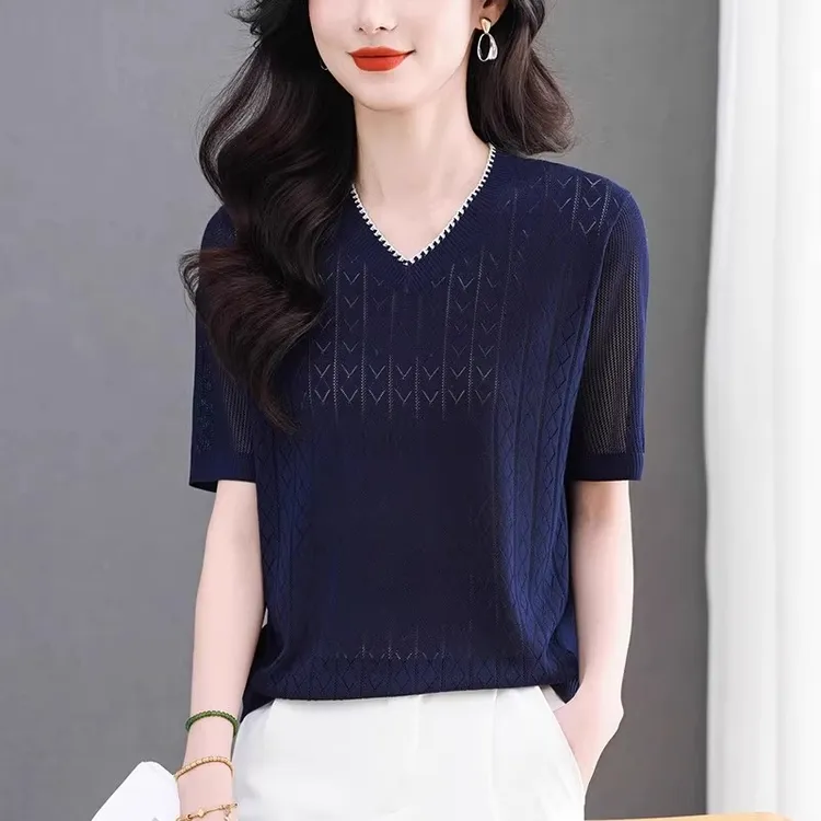 冰丝镂空衫气质百搭t恤女时尚洋气V领妈妈装减龄宽松休闲ins上衣