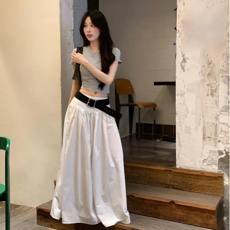 灰色短袖T恤女装夏季2025年新款气质修身显瘦简约百搭休闲上衣潮