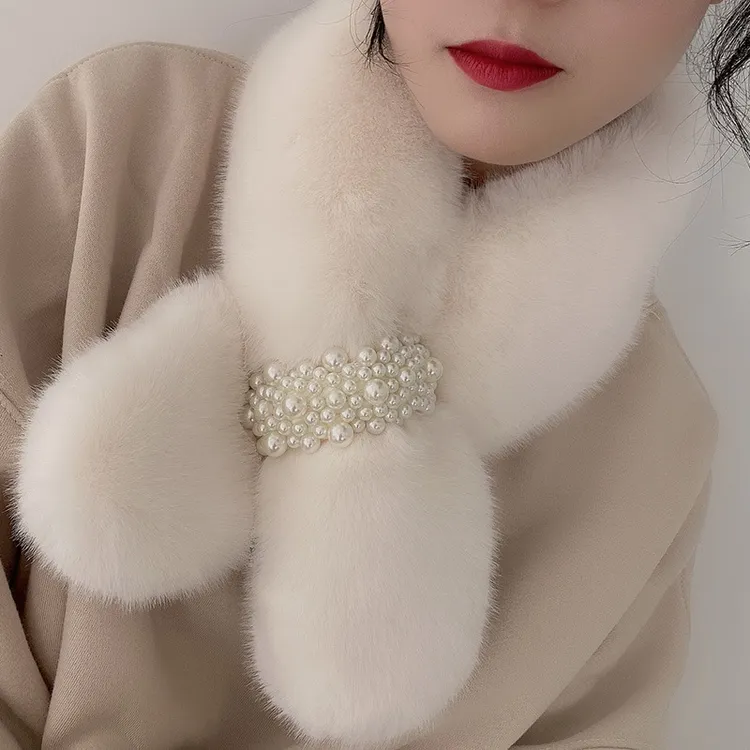 珍珠仿兔毛毛绒围巾女秋冬季柔软围脖学生女纯色交叉保暖加厚围巾