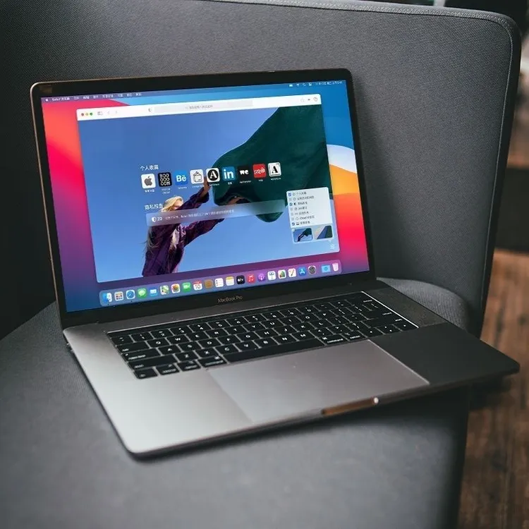 95新 Apple/苹果   MacBook Pro笔记本电脑独显设计剪辑办公触控