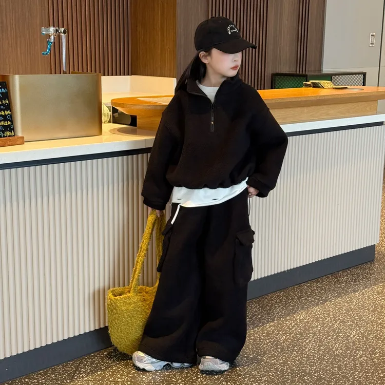 女童2025多巴胺秋冬季摇粒绒四色套装新款洋气时尚保暖休闲套装潮