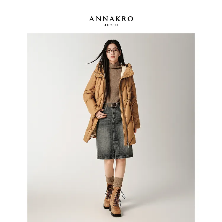 玖姿·安娜蔻KWFD03201远红外发热压胶中长款鹅绒羽绒服女2025冬季