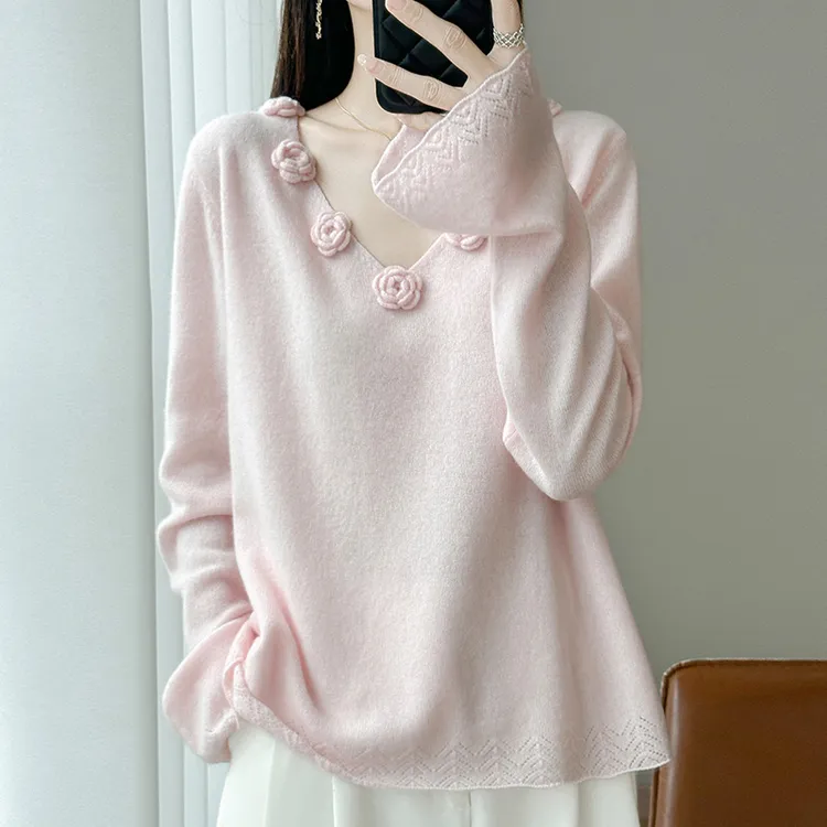 V领100%纯羊毛衫女重磅手工刺绣针织毛衣宽松镂空钩花羊毛衫上衣