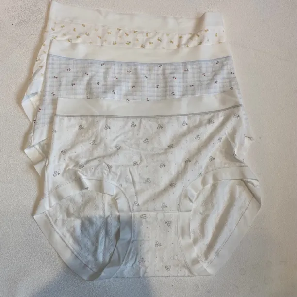 【小明和花仙子】77725女士透气夏款内裤夏季女装女款薄款大码