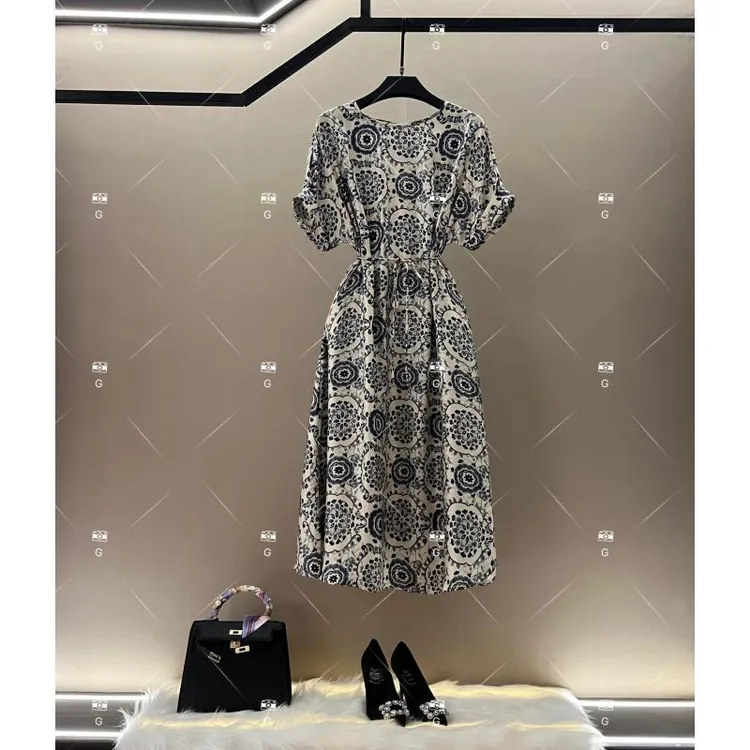 春夏丨设计师轻奢法式时尚显瘦印花女士连衣裙 GS-57269