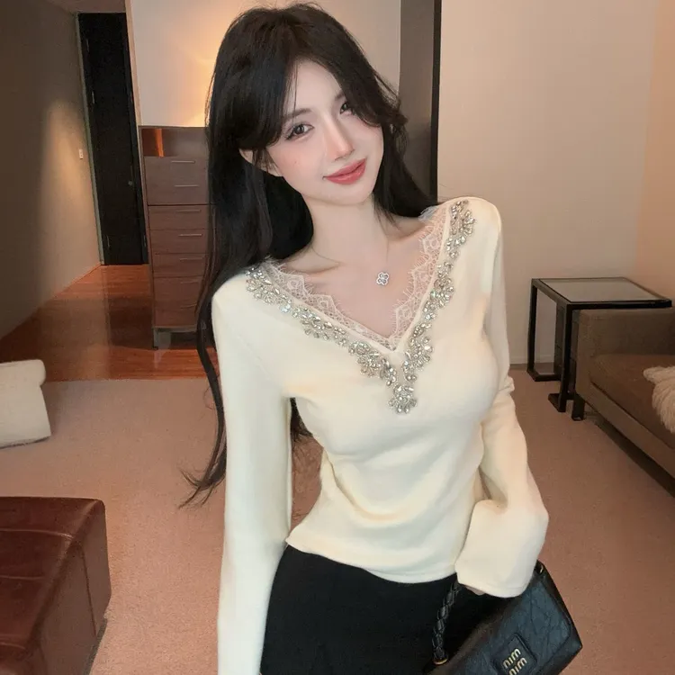 秋冬加厚磨毛设计感重工蕾丝镶钻上衣女气质V领打底衫时尚内搭