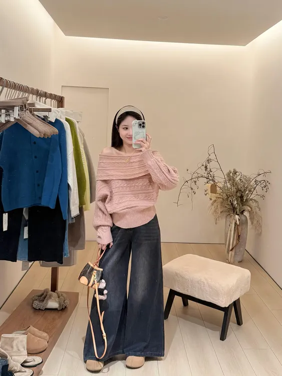 秋冬新款拍照必备衣服韩版宽松显瘦百搭针织衫毛衣高腰阔腿裤套装