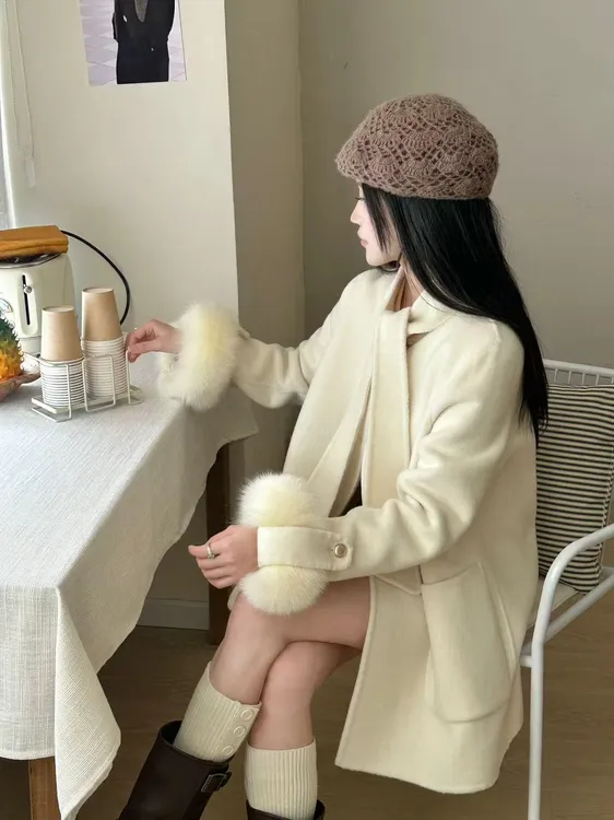 宽松型秋季千金风女秋冬羊绒外套网红ins上衣