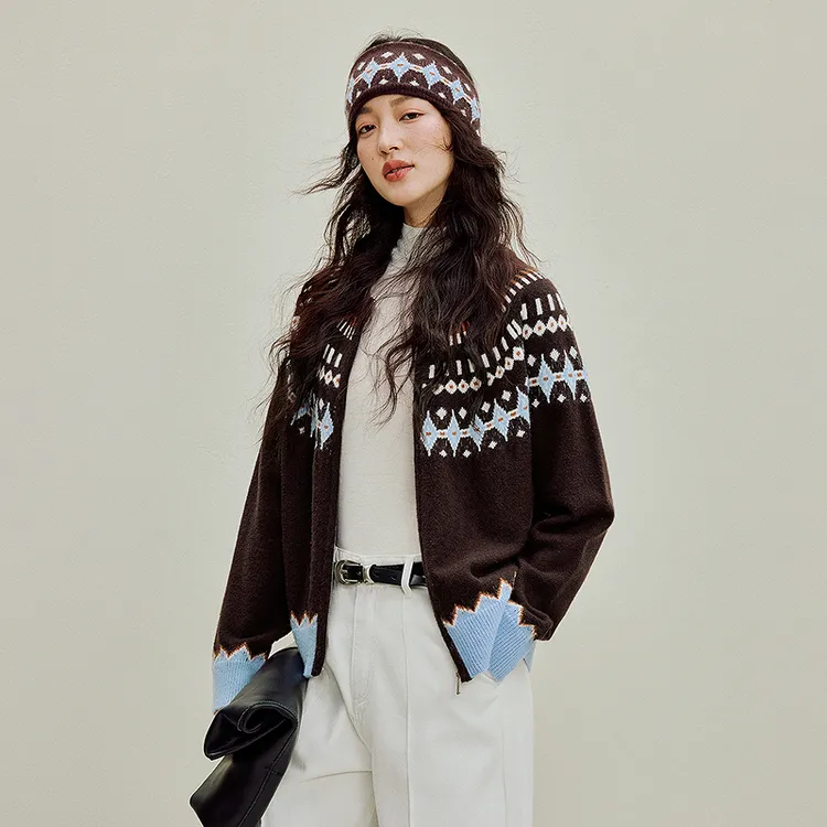 【莫瑞系穿搭】茵曼25秋季费尔岛撞色几何提花毛衣外套叠穿针织开衫