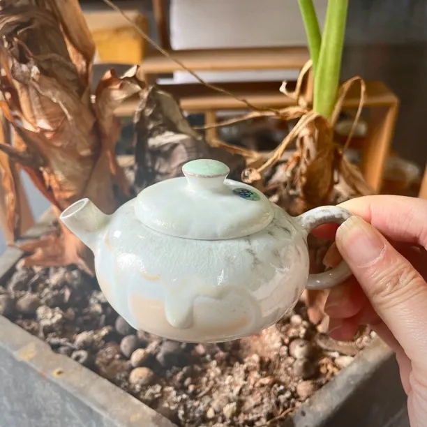89号全手工高白泥柴烧茶壶家用复古陶瓷小柿子壶120-130ML有结晶