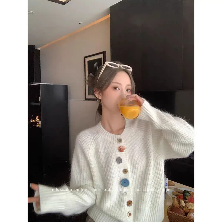 常规款宽松拼色简约圆领毛针织衫网红长袖毛衣慵懒风