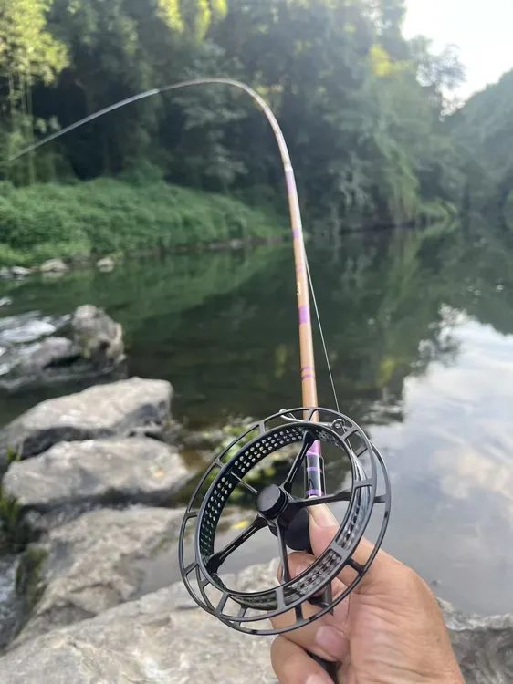 《本本三代三米三檀木手把盘车竿》二八调性专业级钓鱼装备