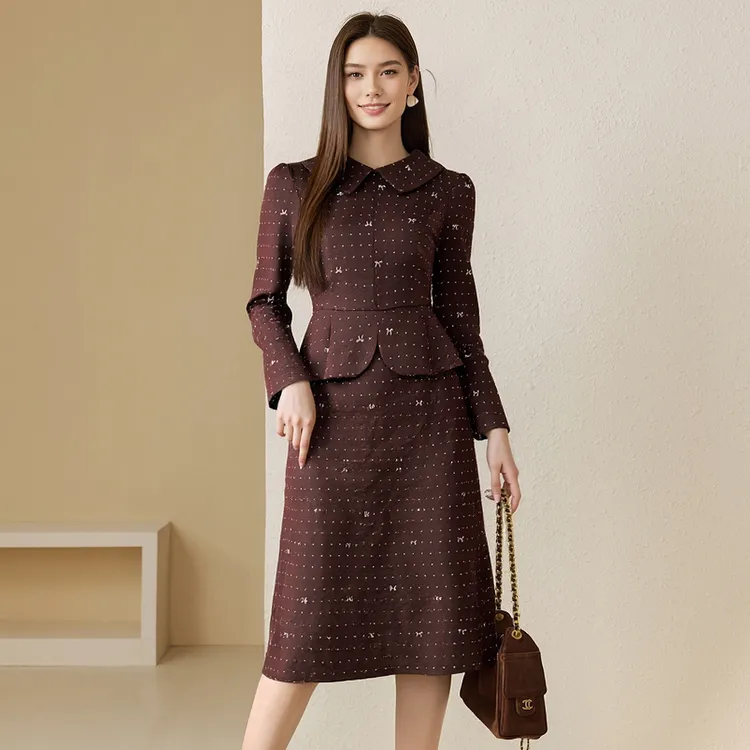 爱朴大码女装2025年冬季新品时尚洋气气质显瘦假两件连衣裙95169