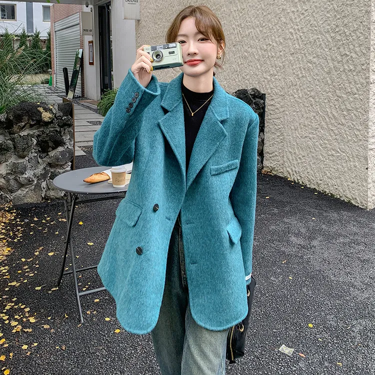 高级感超好看蓝色短款西装领毛呢外套女秋冬2025新款加厚呢子大衣