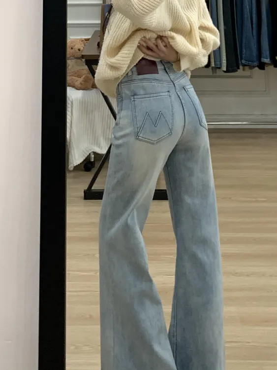 浅蓝色美式复古微喇牛仔裤女秋冬加绒宽松显瘦不贴腿弹力喇叭裤子