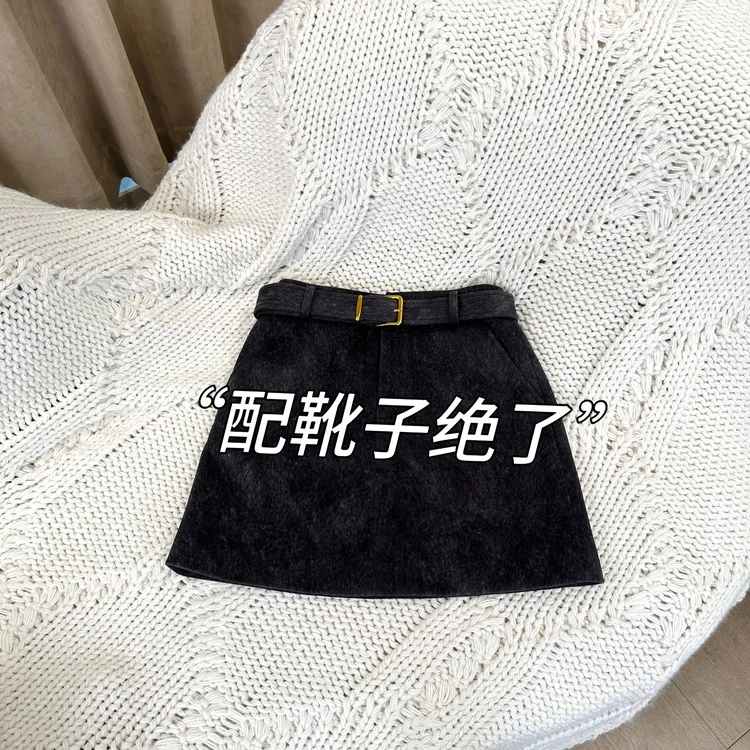 小乖逃双色！时尚气质灰色咖色半裙带腰带复古显瘦百搭款N95262