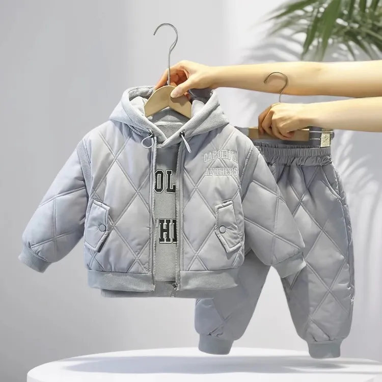 儿童三件套保暖棉衣洋气套装保暖韩版秋冬套装连帽加绒