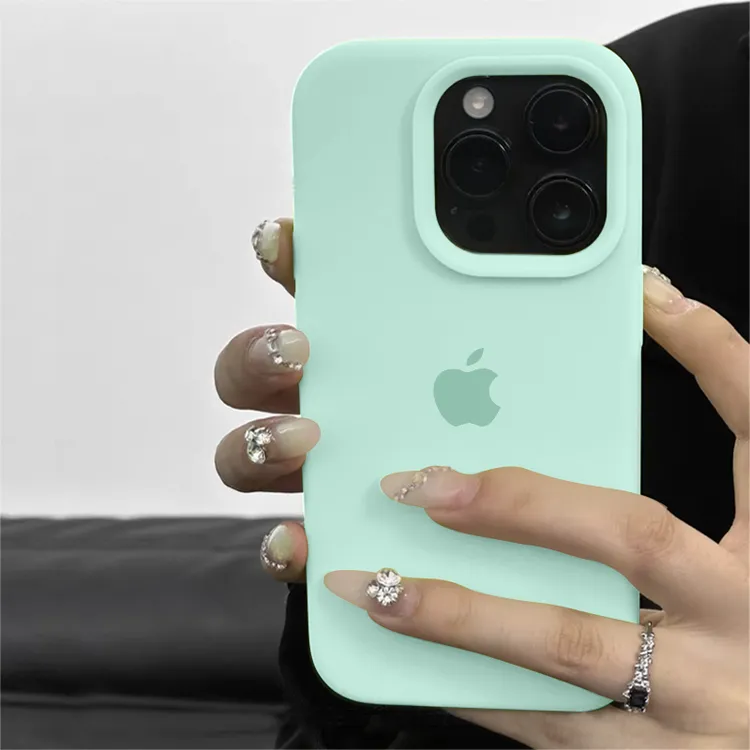 淡青色液态硅胶适用一体17/16/15手机壳苹果14裸机感13软糯防摔