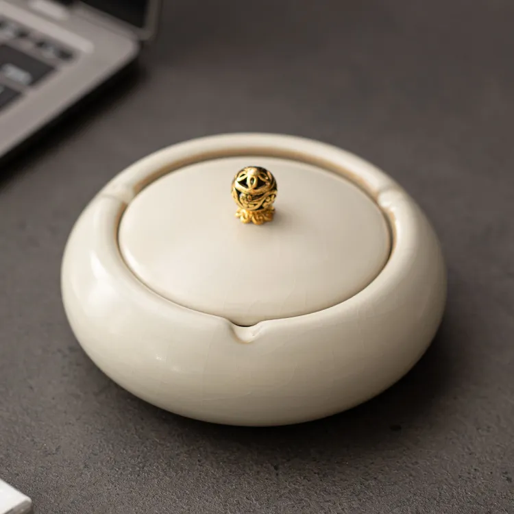 汝窑带盖大号陶瓷烟灰缸家用纯色防风灰缸办公室轻奢蝉翼开片烟盅