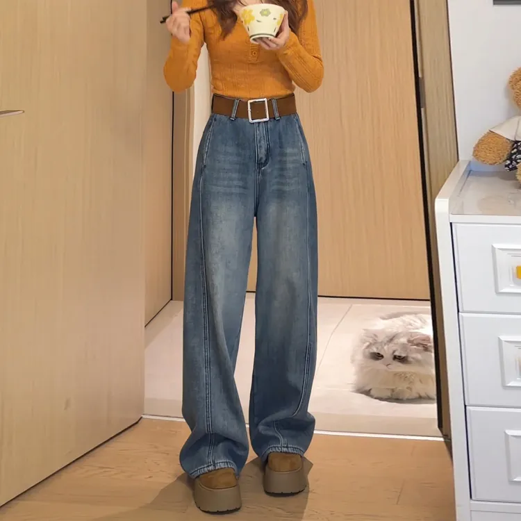 复古蓝加绒阔腿弯刀牛仔裤女2025秋冬季新款设计感宽松直筒拖地裤