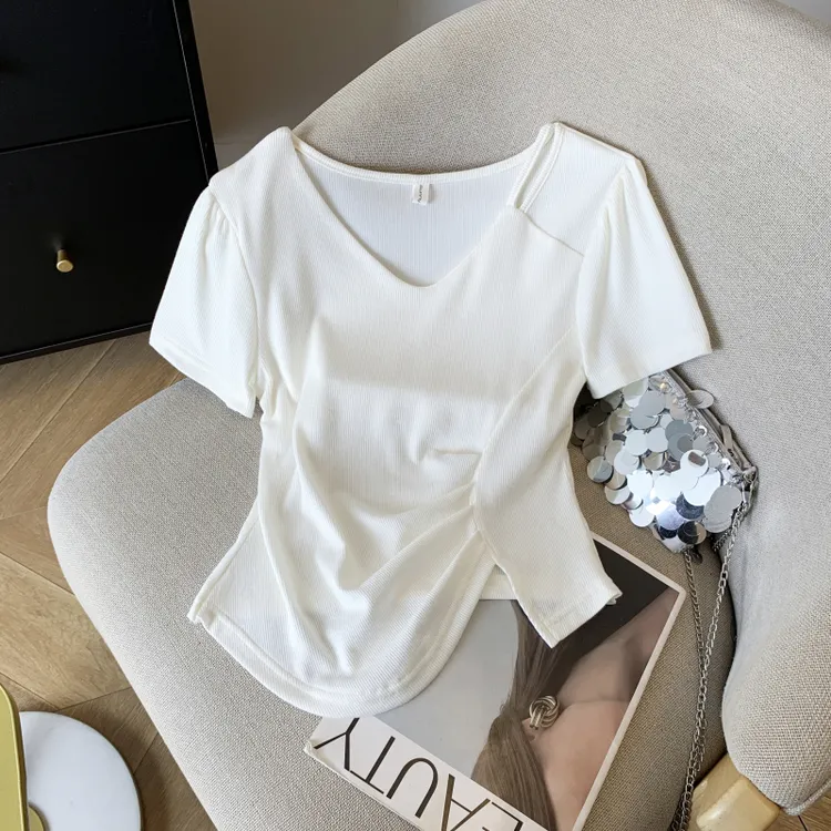 不规则短款t恤女装设计感小众网红洋气炸街洋气V领上衣服2025夏季