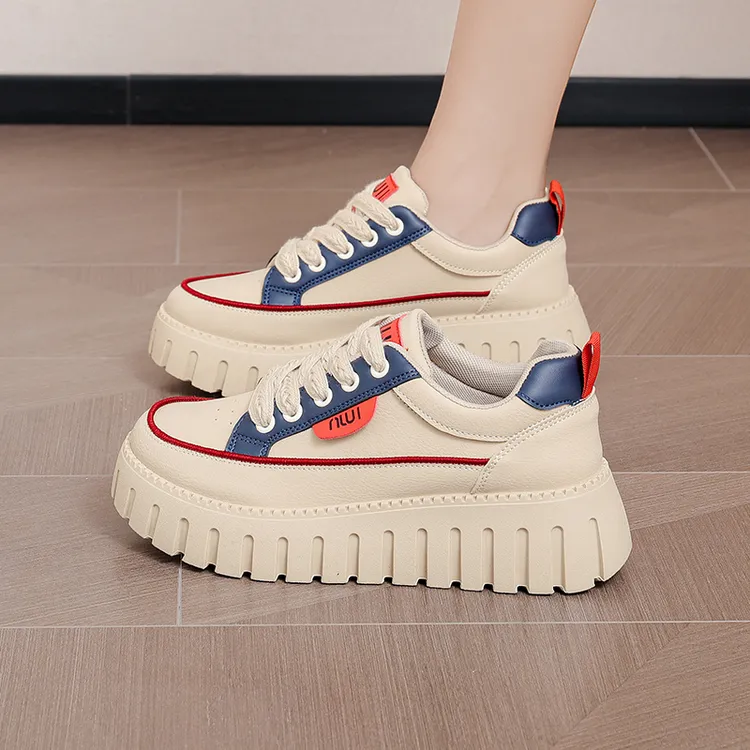 跃步2025年秋季新款女休闲轻便板鞋休闲鞋厚底增高5CM时尚女鞋