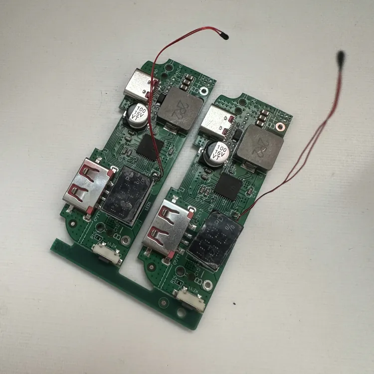 PD65W超级快充充电宝主板3.7V