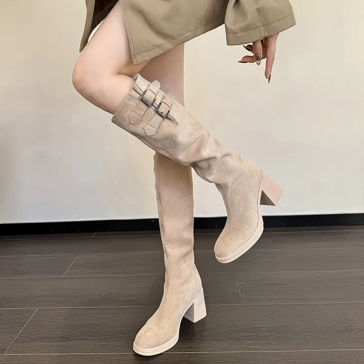 堆堆靴子女款爆款2025新款女鞋网红款粗跟不过膝长筒骑士靴子穿搭