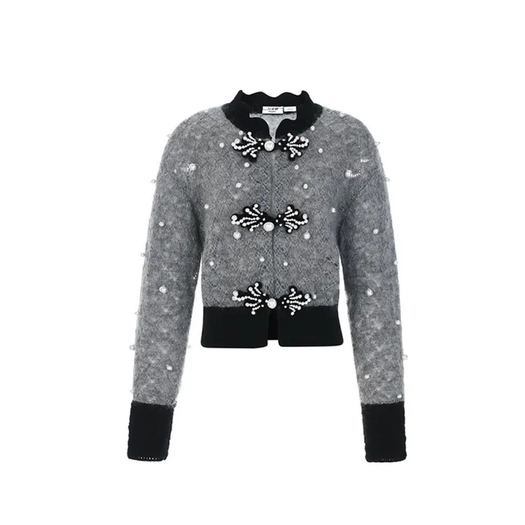 LeFame/拉飞姆冬新中式菱形格钉珠扣针织开衫上衣LF24D11ZM051