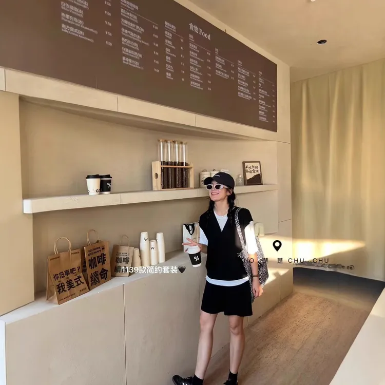 纯棉欧洲女装站2024新款夏欧货潮时尚休闲假两件上衣+短裤套装女，