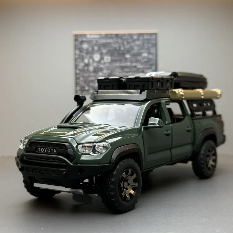 驰美合金车模:塔库玛旅行版越野车声光回力玩具车模型摆件