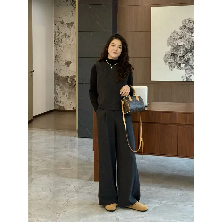 WenWen小个子2025秋冬新款休闲懒人穿搭套装三件套4425