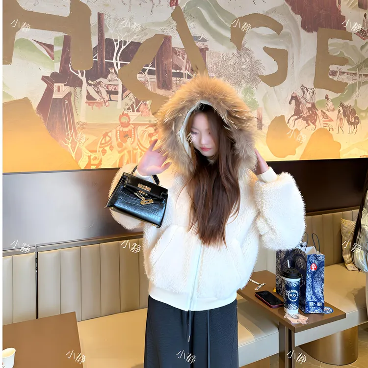 2026冬季爆款新款驼马绒貉子毛真毛领短款加厚百搭休闲外套23款